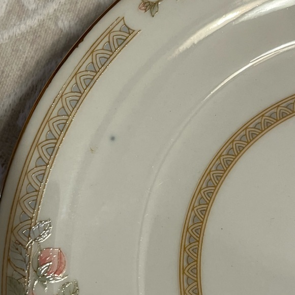 Vintage Crown Ming Fine China Christina small appetizer plates - Picture 9 of 9